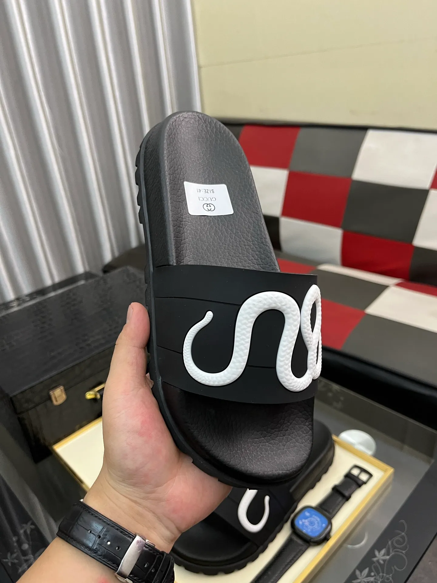 Men's men's shoes💰260⌚️⌚️ＧＵＣＣＩ.Gucci.Official website 1:1 popular slippers hot sale! Original original material 🩴 SIZE: 38-46 (45.46 non-refundable)